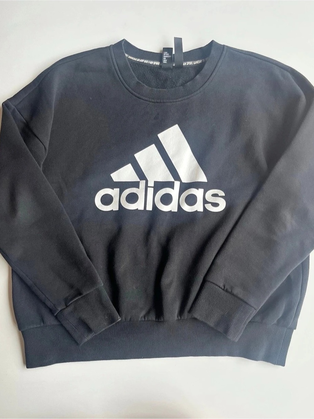 Adidas Crewneck Sweatshirt Size Medium